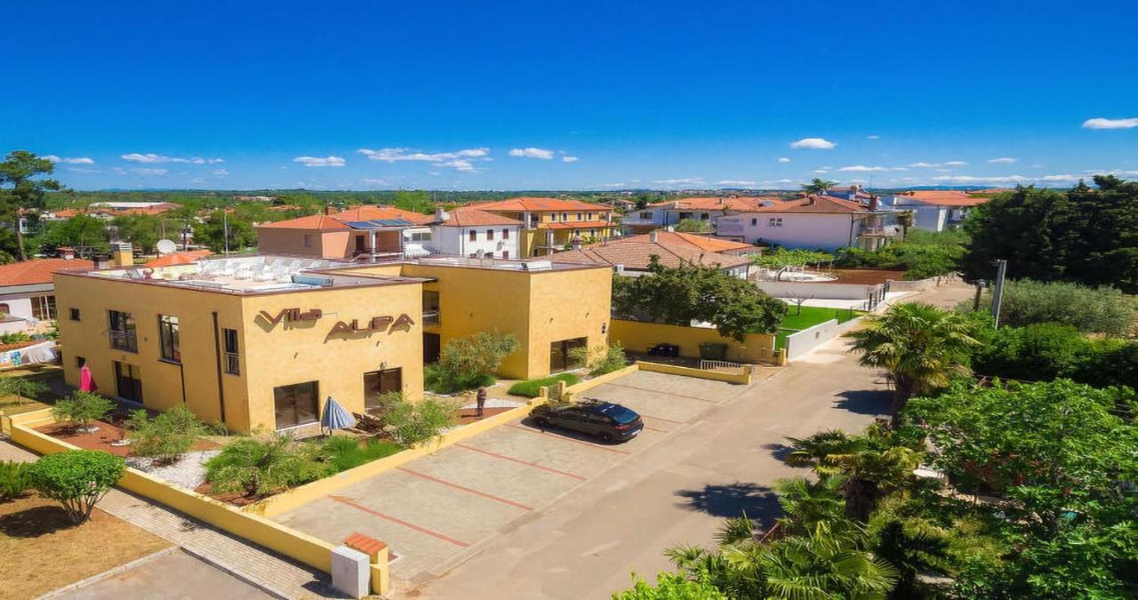 Villa Alpa Umag Exterior photo