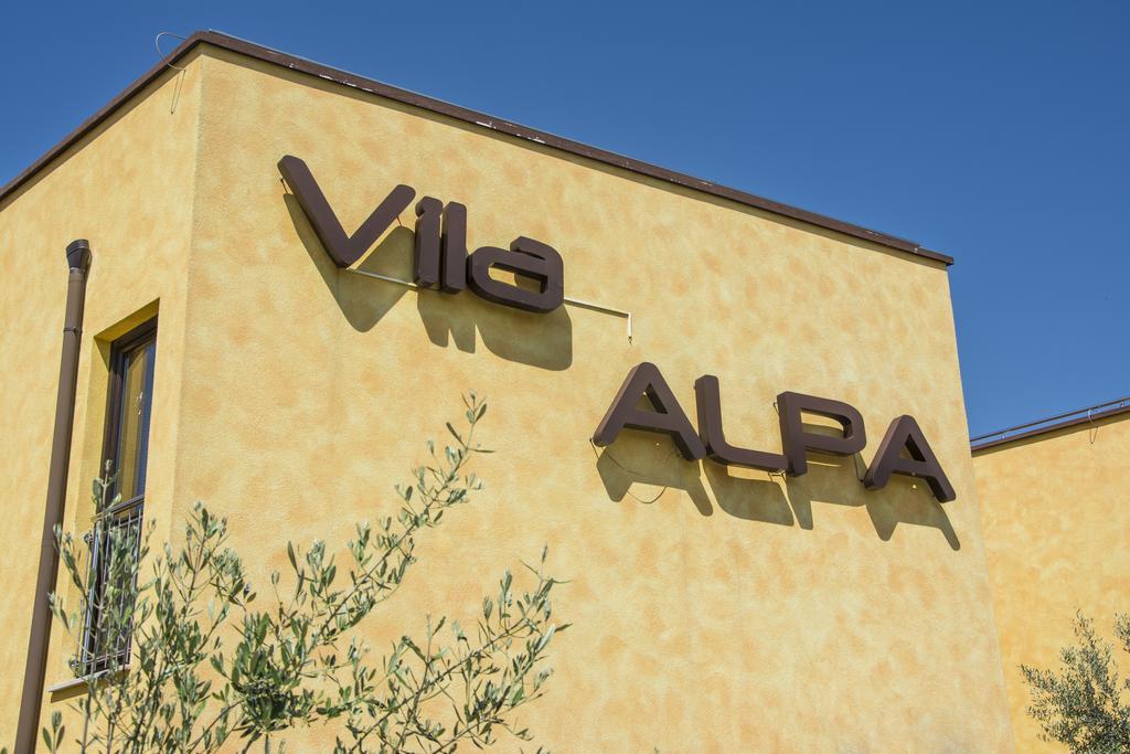 Villa Alpa Umag Exterior photo
